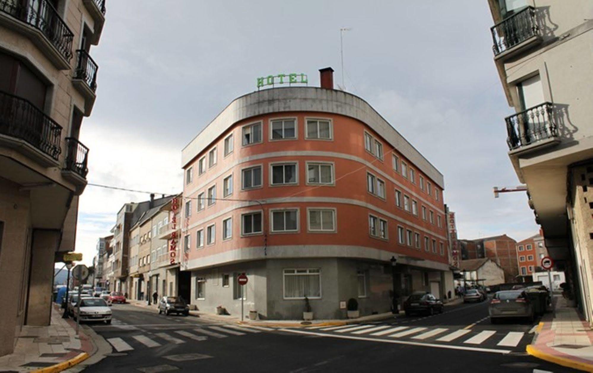 Hotel Ramos Silleda Dış mekan fotoğraf