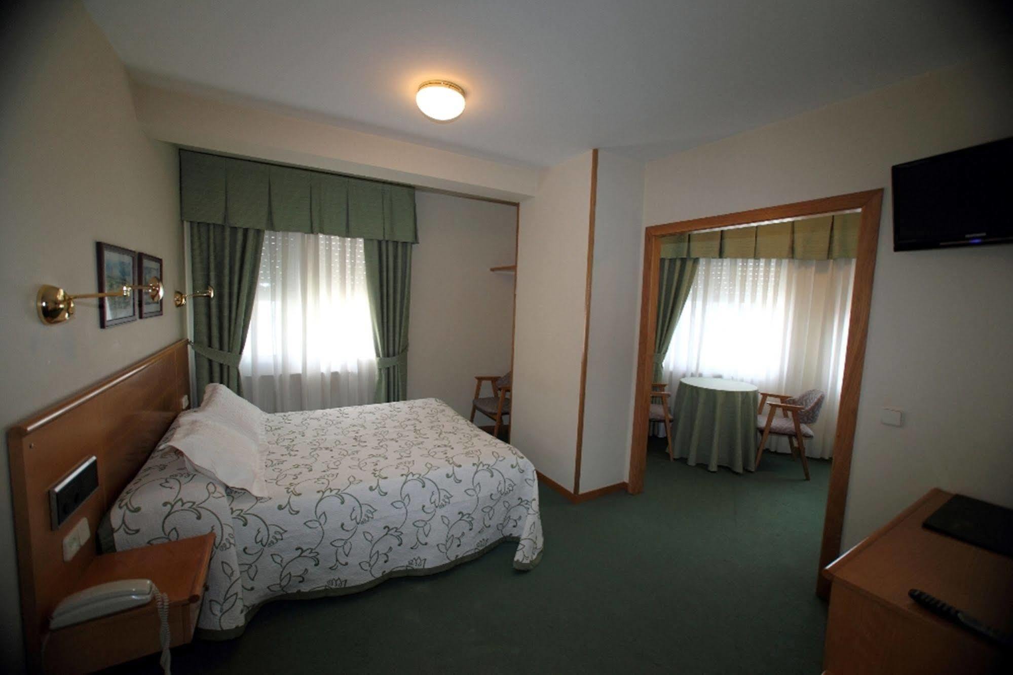 Hotel Ramos Silleda Dış mekan fotoğraf